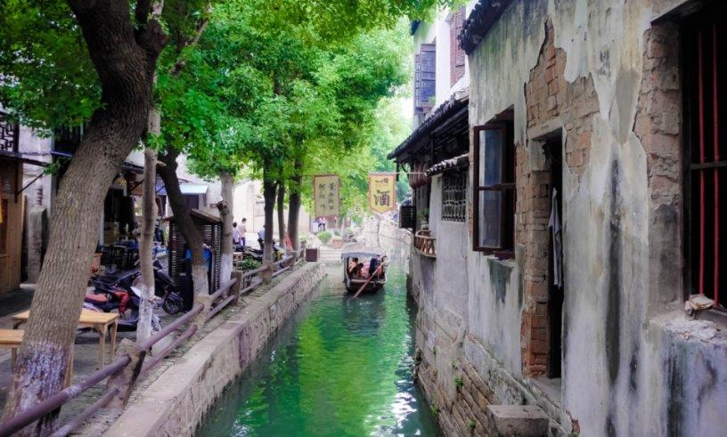 无人的神秘村